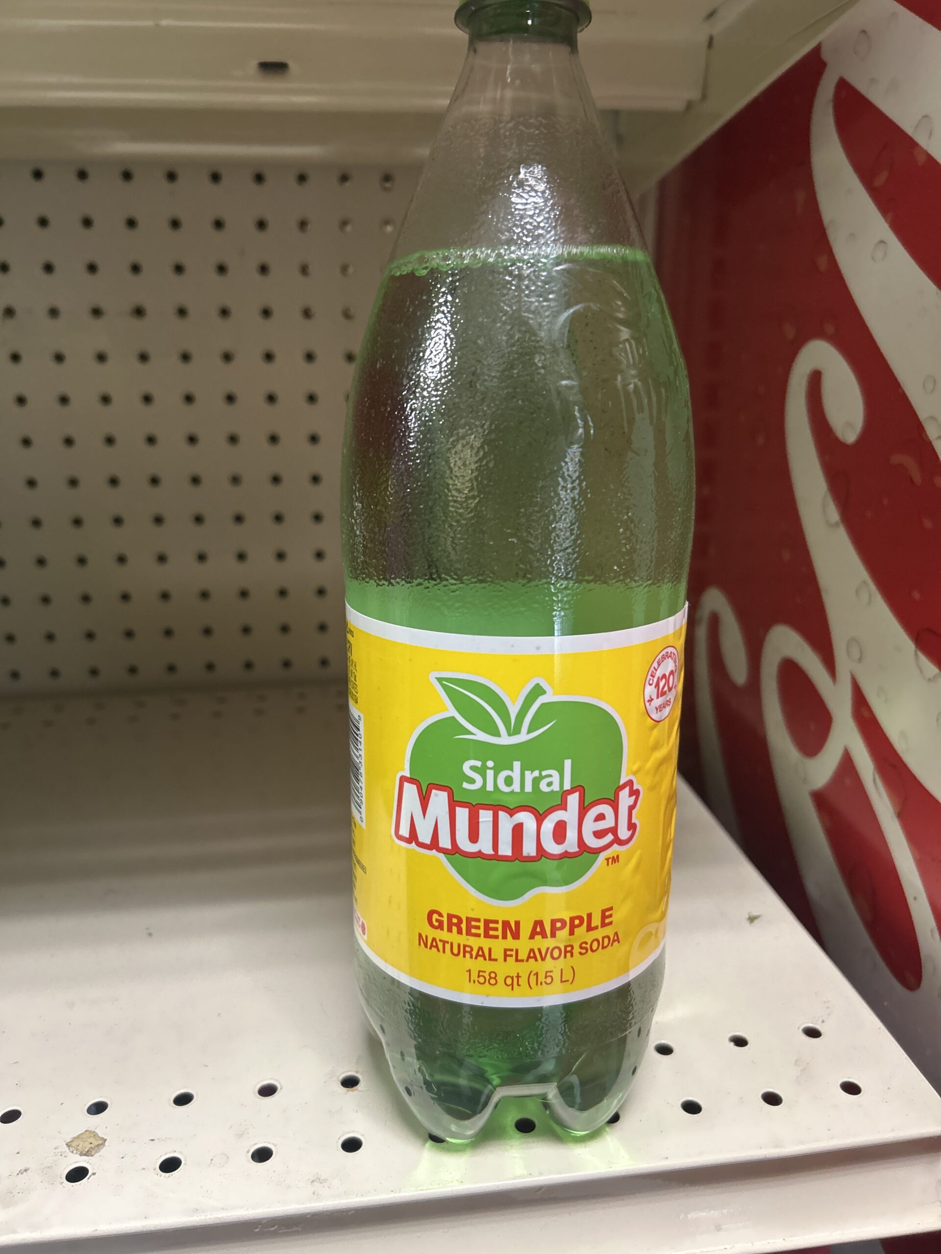 Sidral Mundet Green Apple Soda 1.5L: imagen 1